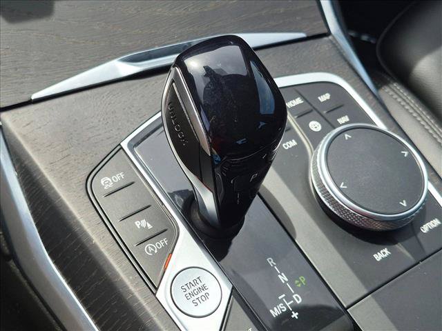 Used 2022 BMW 330i Sedan w/ Driving Assistance Package RWD image 12
