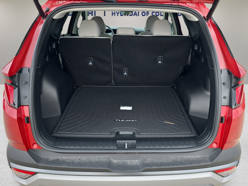 New 2026 Hyundai Tucson SEL FWD image 2
