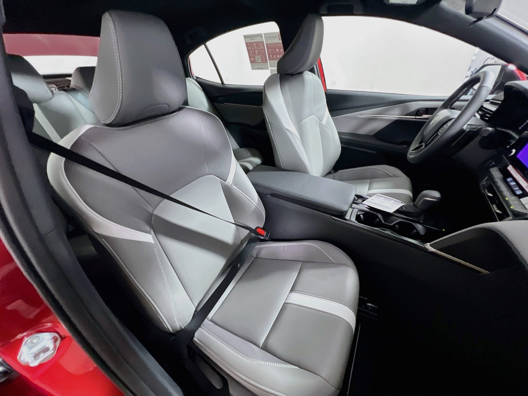 New 2026 Toyota Camry SE FWD image 30