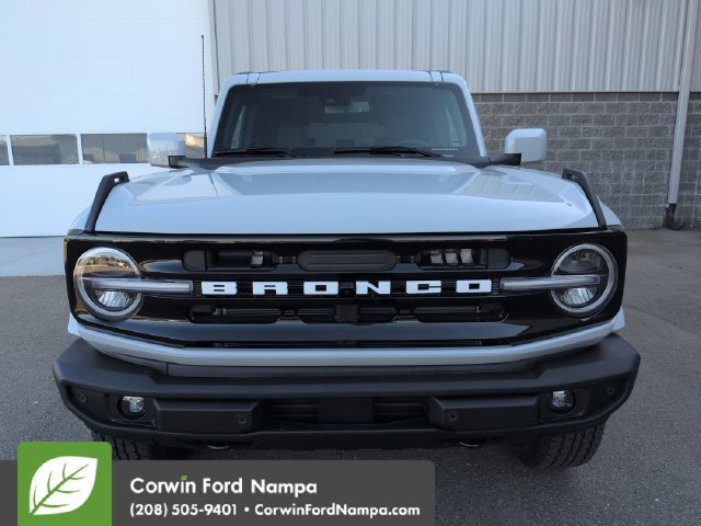 New 2026 Ford Bronco Outer Banks AWD/4WD image 8