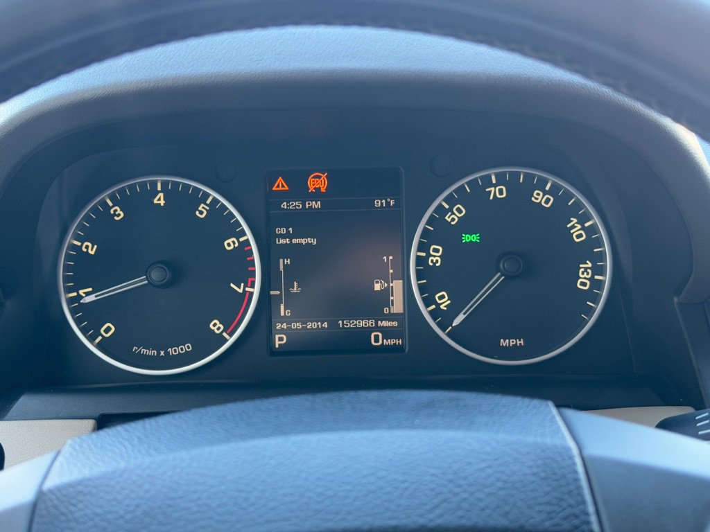 Used 2015 Land Rover LR4 HSE image 13