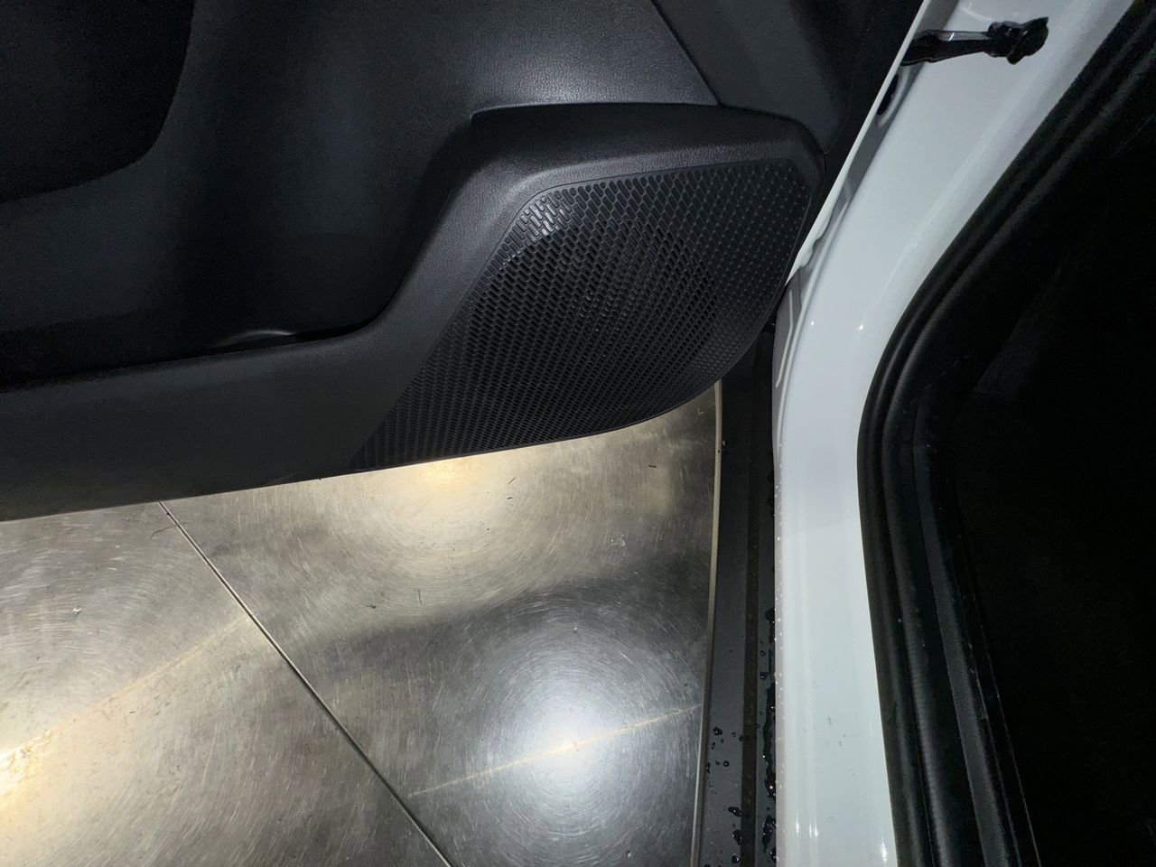 New 2025 Kia K4 EX image 17