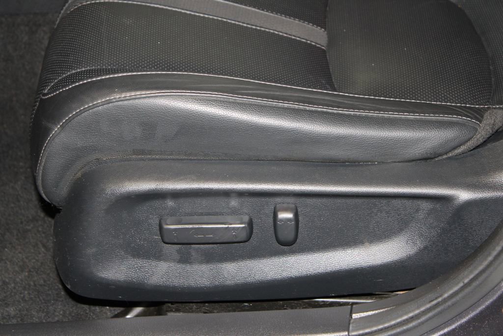 Used 2019 Honda Civic EX-L image 13