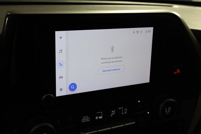 Used 2023 Toyota Highlander XLE FWD image 32