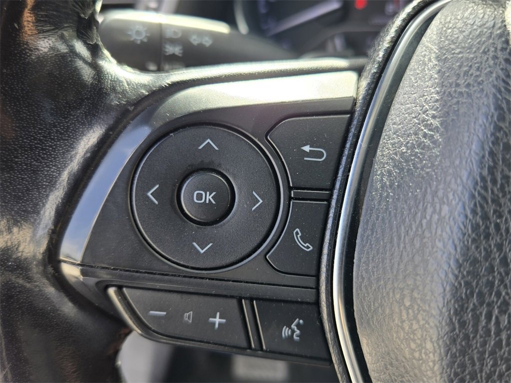 Used 2019 Toyota Camry L image 22