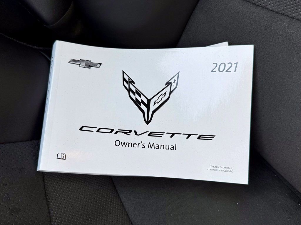 Used 2021 Chevrolet Corvette Stingray Premium Cpe w/ Z51 Performance Package image 30