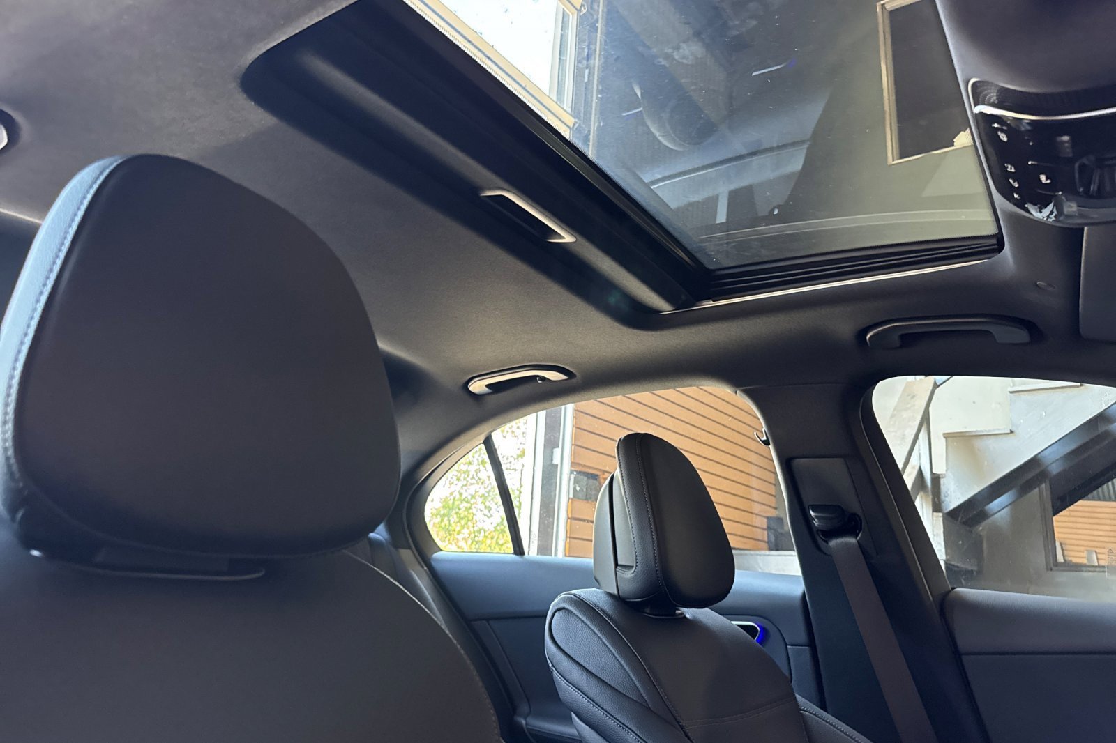 New 2025 Mercedes-Benz C 300 4MATIC Sedan image 19