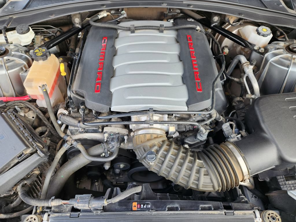 Used 2023 Chevrolet Camaro LT w/ Technology Package RWD image 33