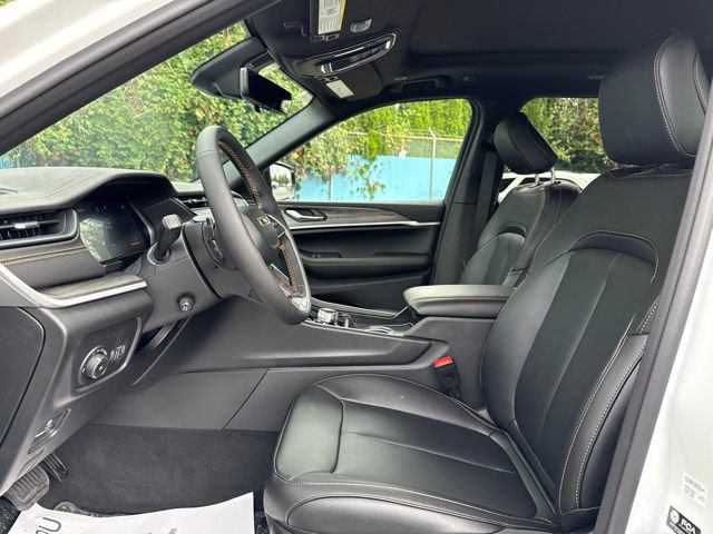 New 2026 Jeep Grand Cherokee Limited AWD/4WD image 16