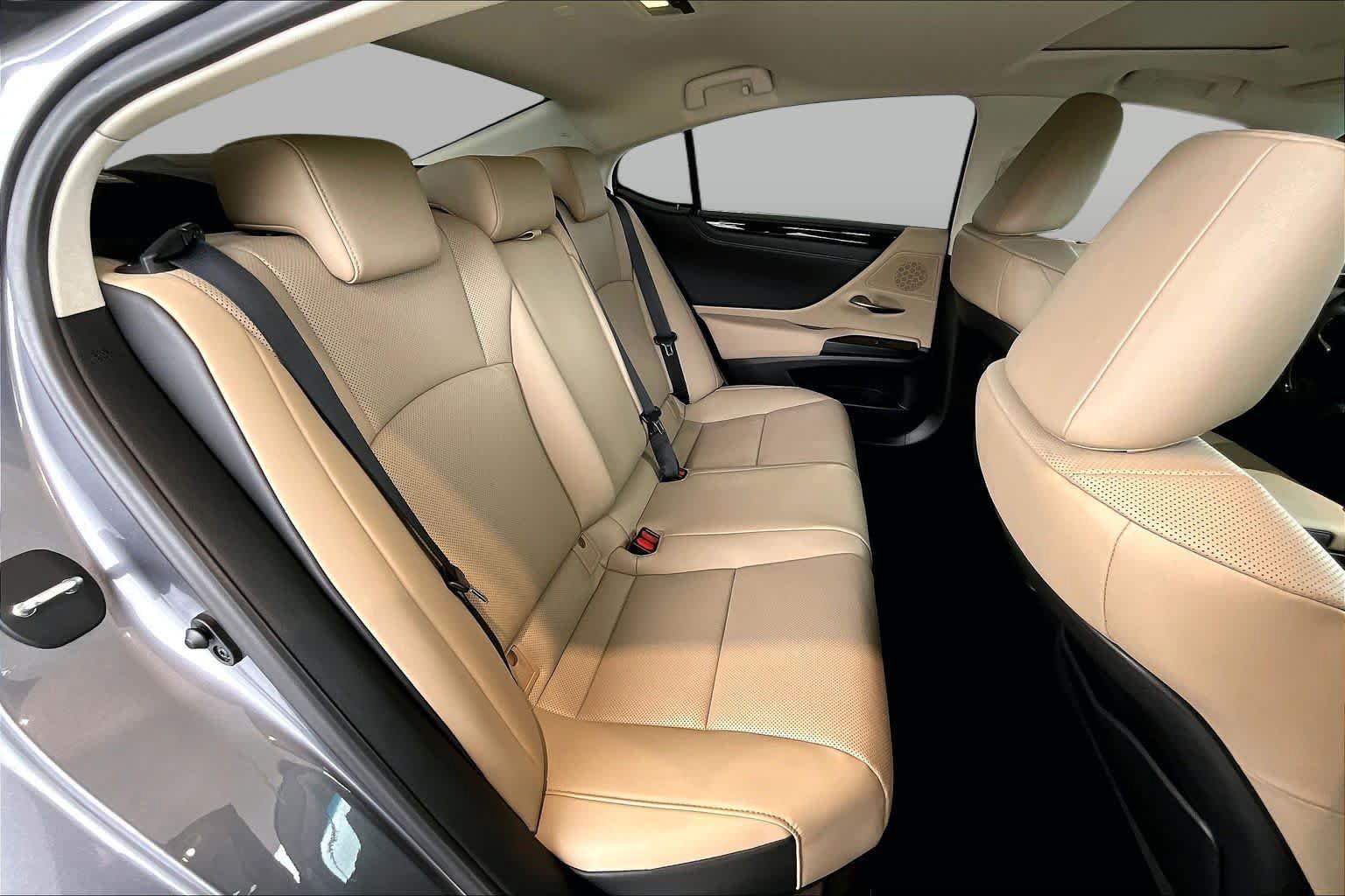 Used 2021 Lexus ES 350 w/ Premium Package FWD image 21