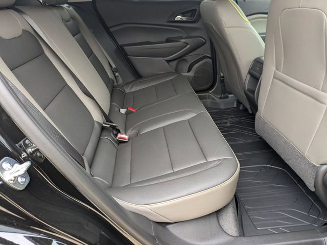 New 2026 Chevrolet Trax ACTIV w/ Sunroof Package image 32
