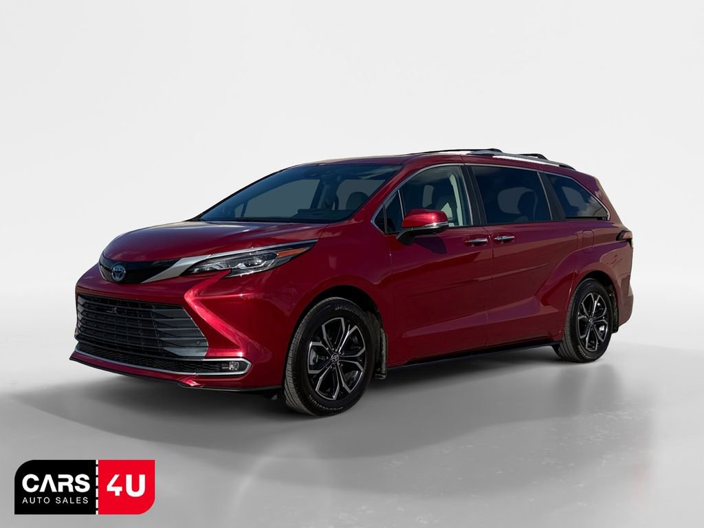 Used 2025 Toyota Sienna Platinum AWD/4WD image 3