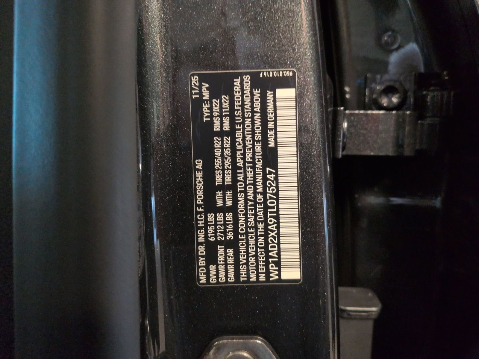 Used 2026 Porsche Macan Electric image 27