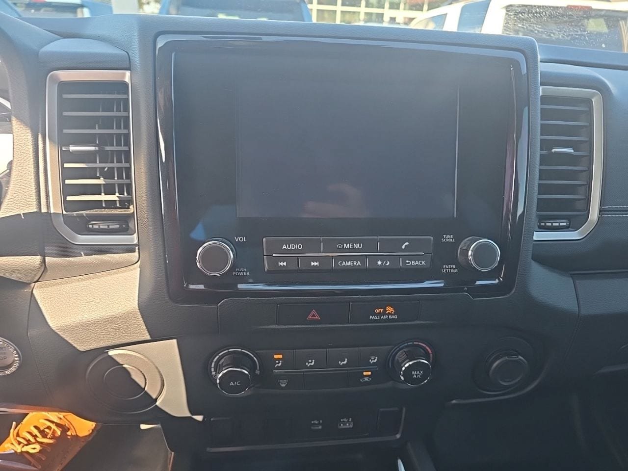 Used 2022 Nissan Frontier SV RWD image 11