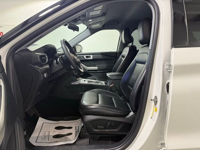 Used 2021 Ford Explorer XLT w/ Equipment Group 202A image 13