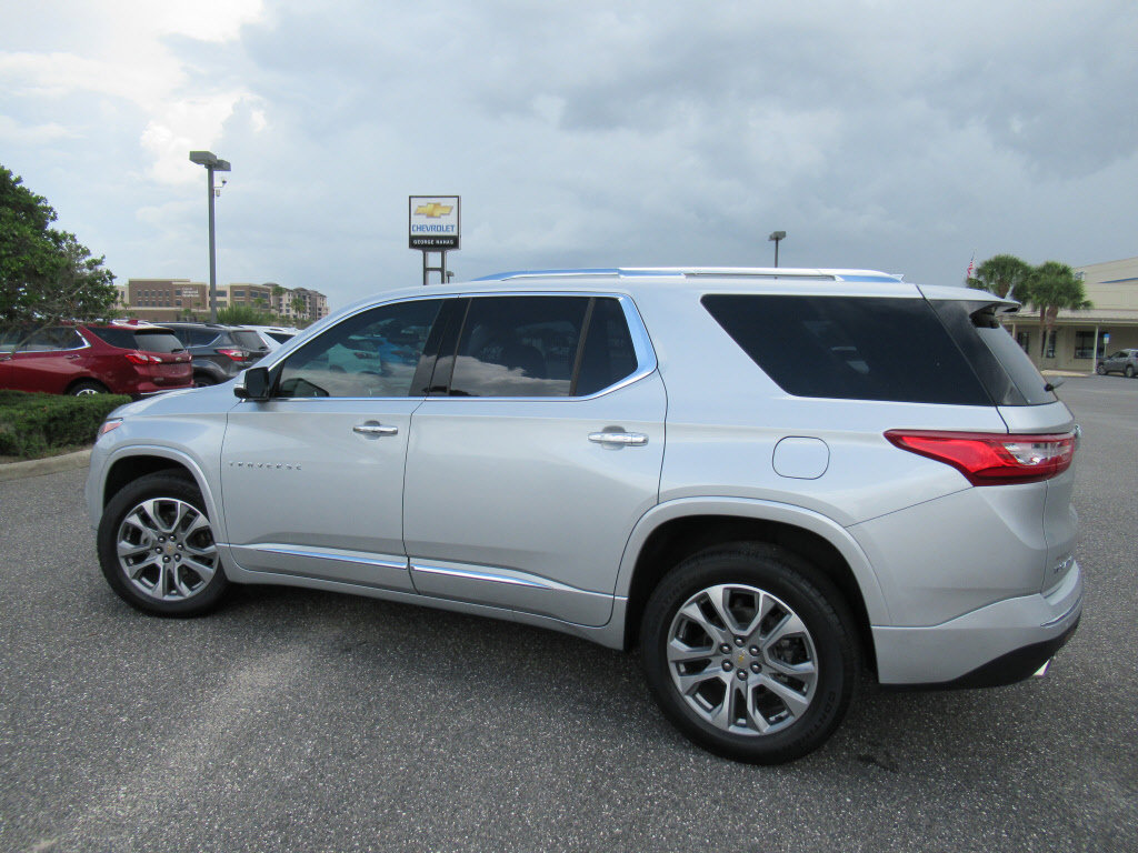 Used 2020 Chevrolet Traverse Premier FWD image 5
