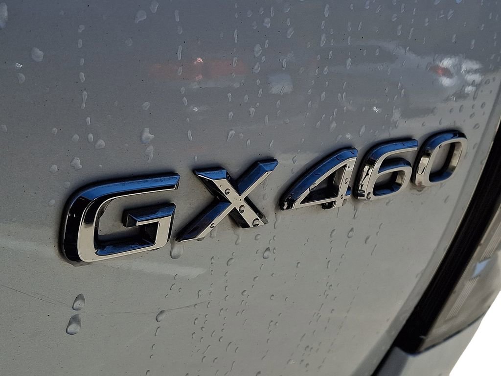 Used 2023 Lexus GX 460 Luxury w/ Sport Design Package AWD/4WD image 30