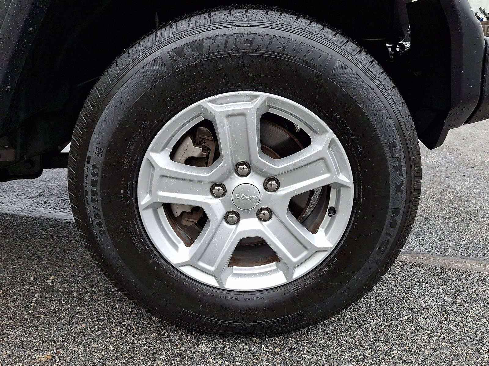 Certified 2018 Jeep Wrangler Sport image 8