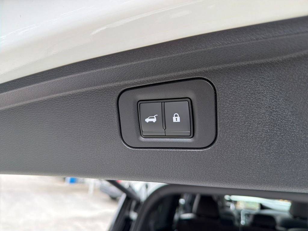 New 2026 Nissan Armada Platinum RWD image 34