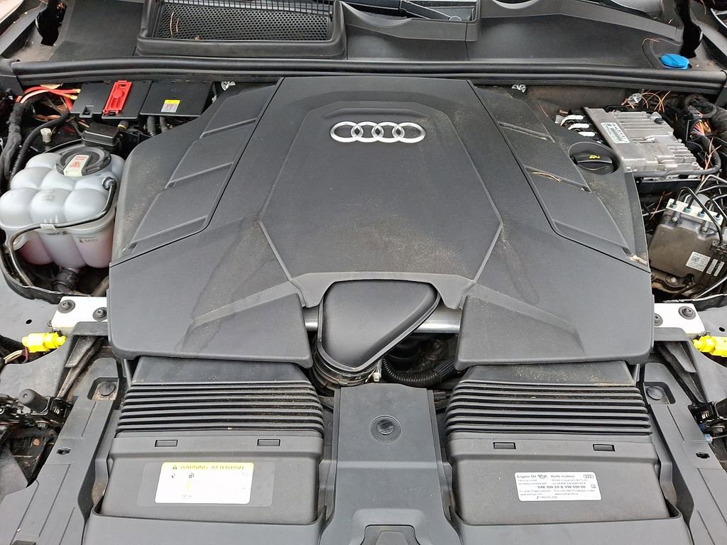 Used 2022 Audi Q7 3.0T Premium Plus w/ Premium Plus Package AWD/4WD image 27