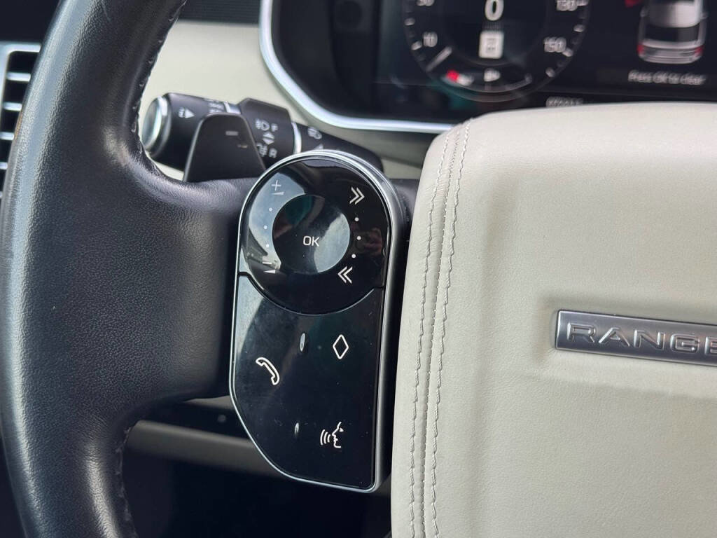 Used 2019 Land Rover Range Rover image 18