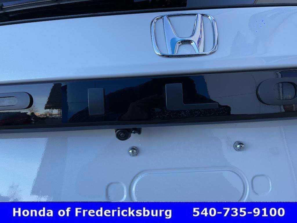 Certified 2025 Honda Pilot Elite image 6