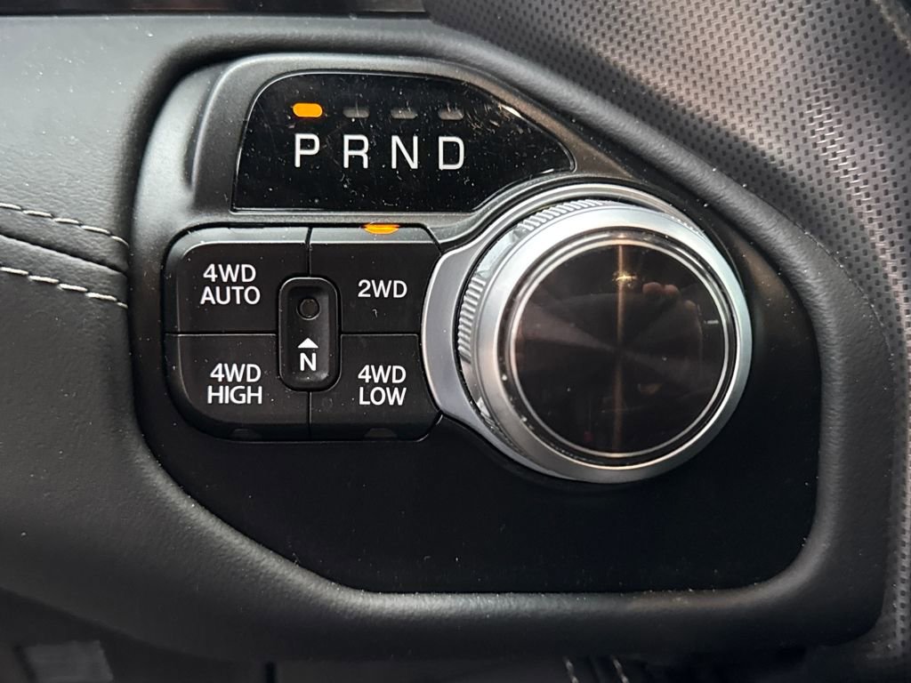 Used 2022 RAM 1500 Limited w/ Body Color Bumper Group image 24