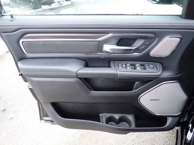 New 2026 RAM 1500 Laramie AWD/4WD image 15