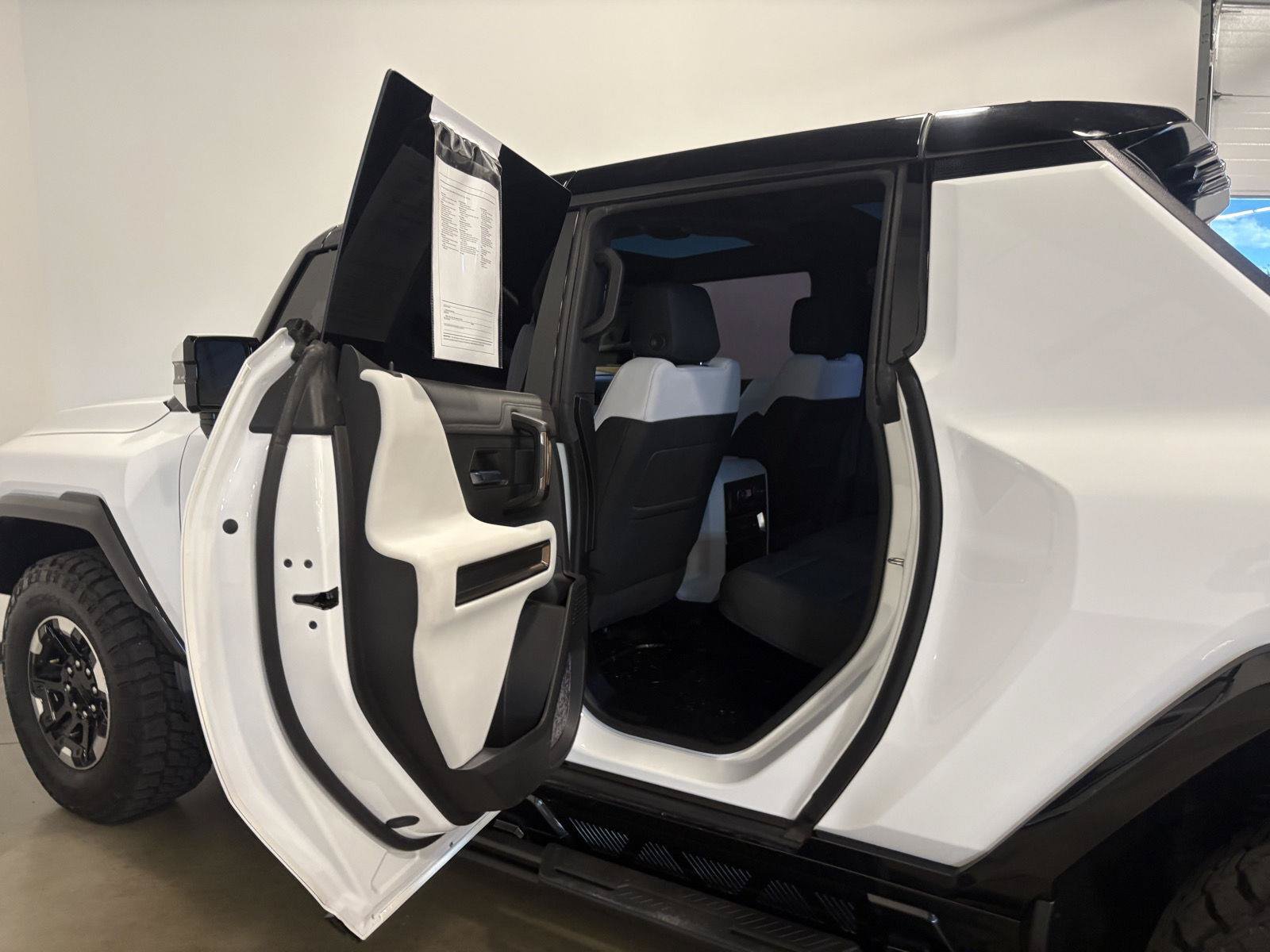 Used 2022 GMC Hummer EV Edition 1 w/ LPO, Illumination Package AWD/4WD image 31