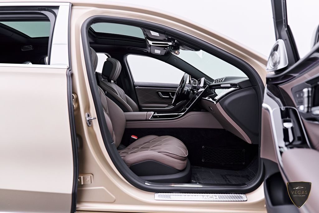 Used 2024 Mercedes-Benz Maybach S 680 4MATIC image 33