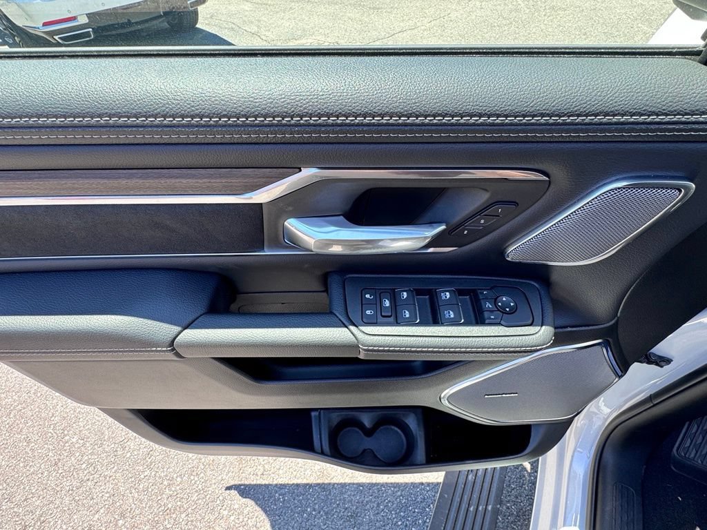 New 2026 RAM 1500 Laramie w/ Night Edition AWD/4WD image 10