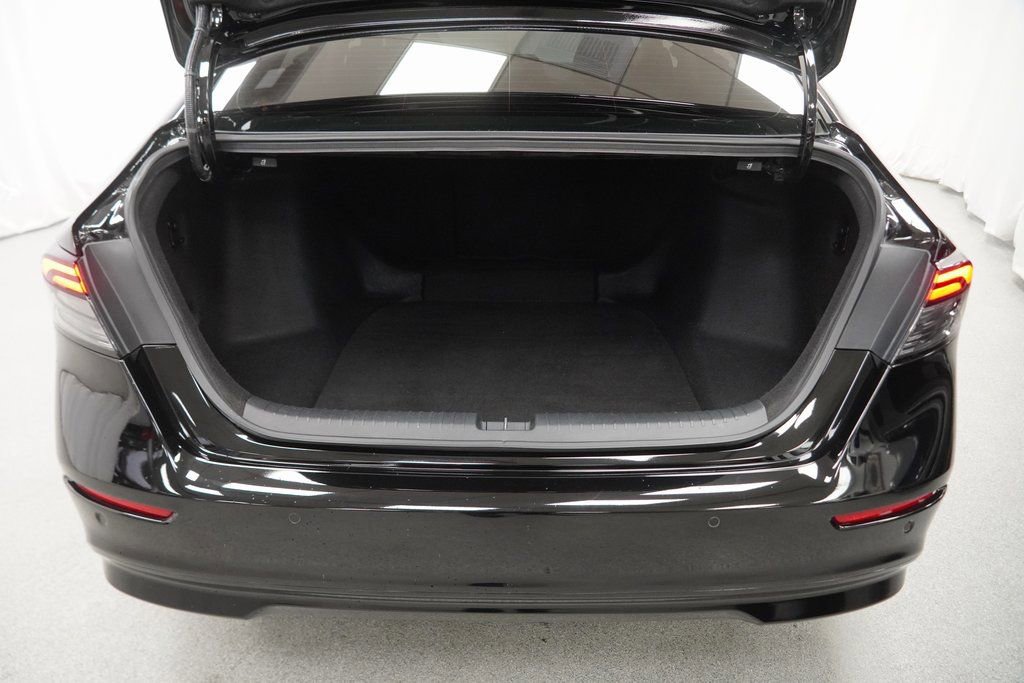 Used 2025 Honda Accord EX-L image 45