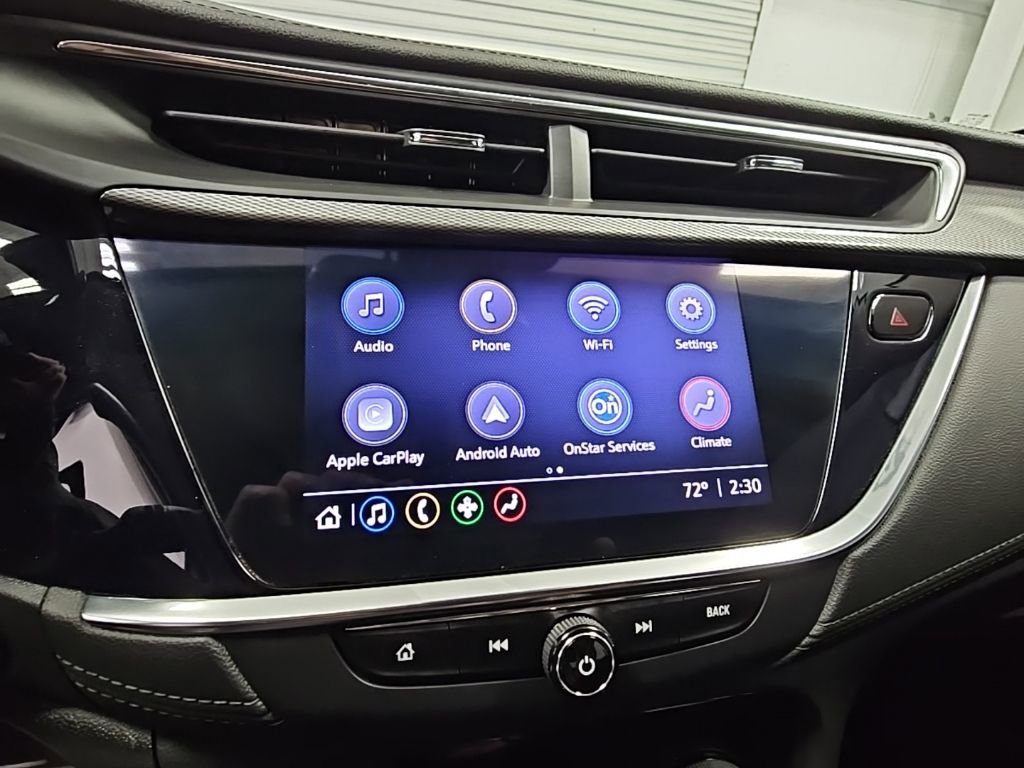 Used 2022 Buick Encore GX Essence w/ Experience Buick Package image 14