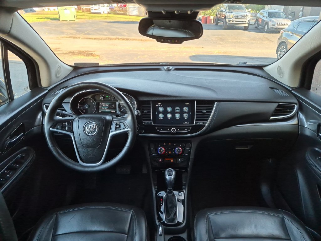 Used 2018 Buick Encore Essence AWD/4WD image 32
