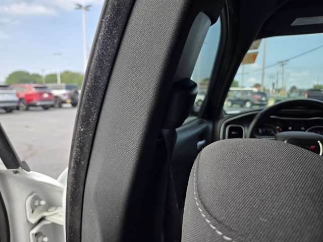 Used 2017 Dodge Charger SXT RWD image 29