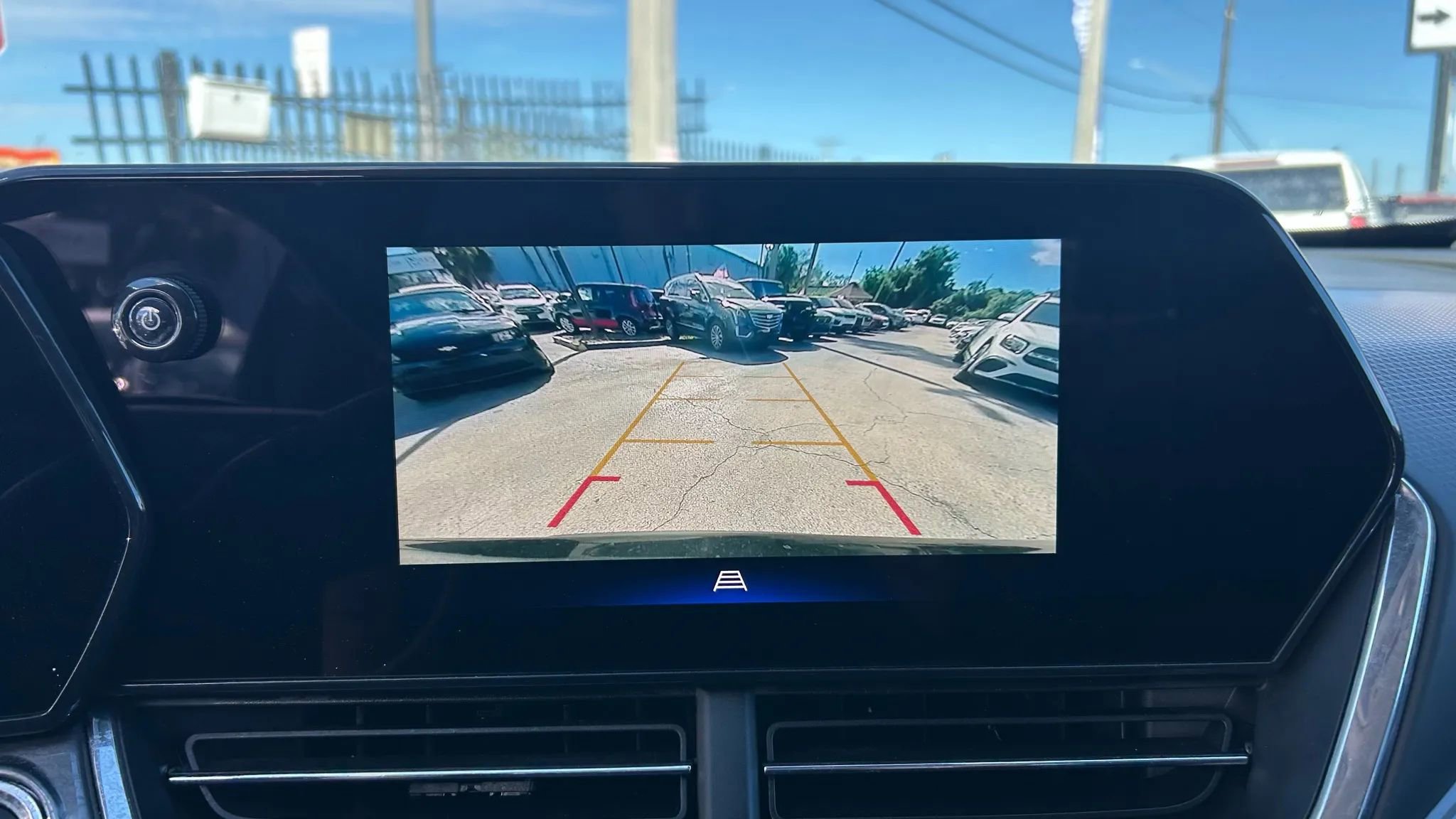 Used 2025 Chevrolet Trax ACTIV w/ Driver Confidence Package image 14