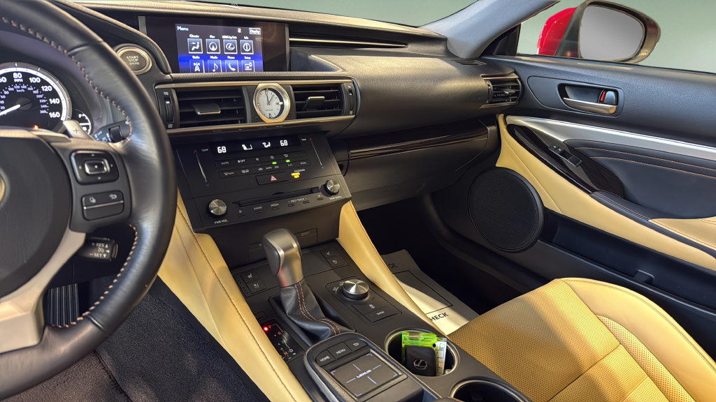 Used 2015 Lexus RC 350 w/ Navigation System Package RWD image 22