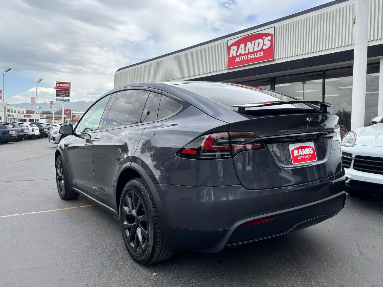 Used 2022 Tesla Model X AWD/4WD image 10