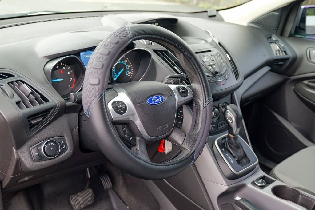Used 2014 Ford Escape SE image 19