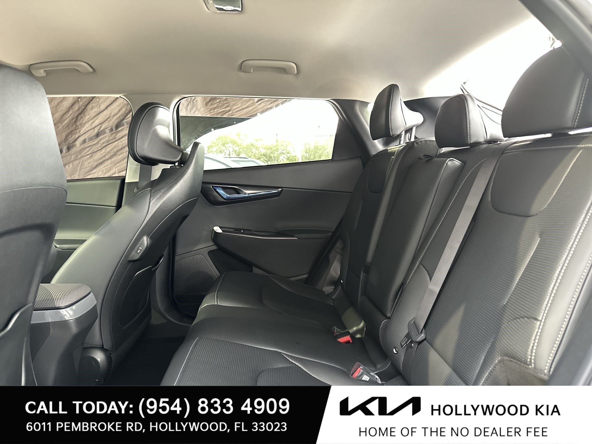 New 2025 Kia EV6 Wind RWD image 24