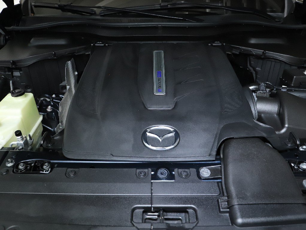 Used 2024 MAZDA CX-90 Plug-In Hybrid w/ Premium Plus AWD/4WD image 40
