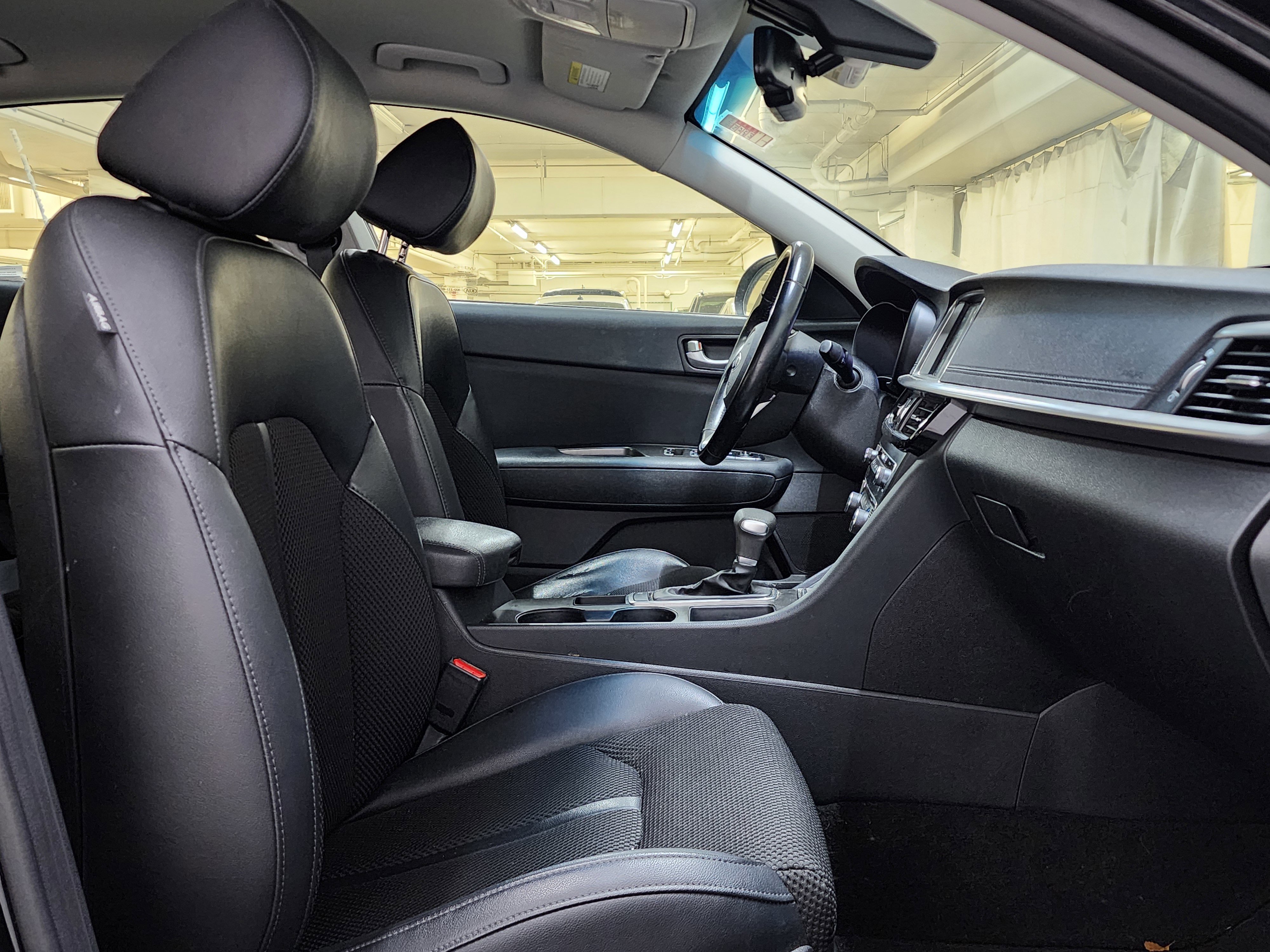 Used 2019 Kia Optima S image 22