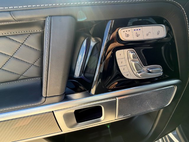 Used 2025 Mercedes-Benz G 63 AMG 4MATIC image 11