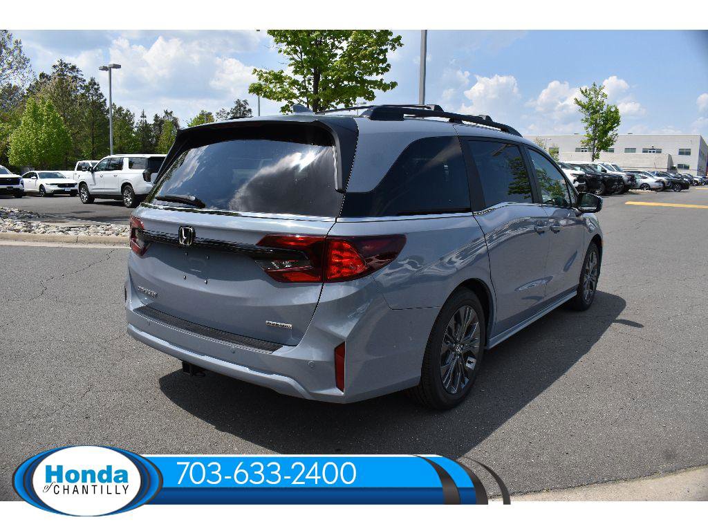 New 2026 Honda Odyssey Touring image 7