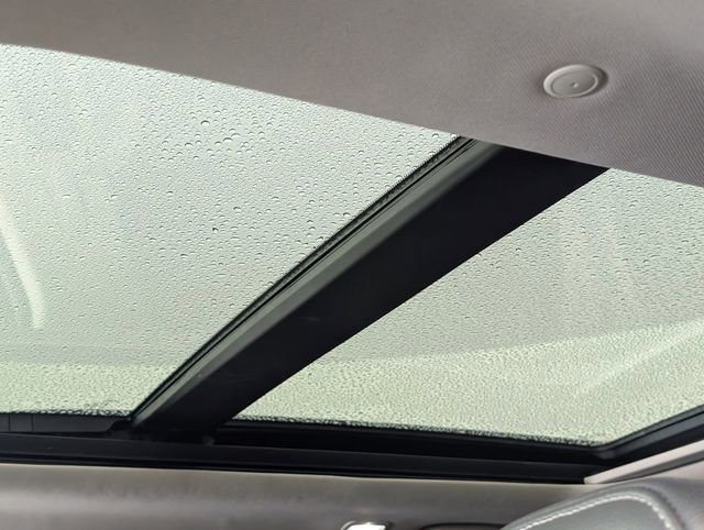 Used 2023 Honda Pilot Touring image 13