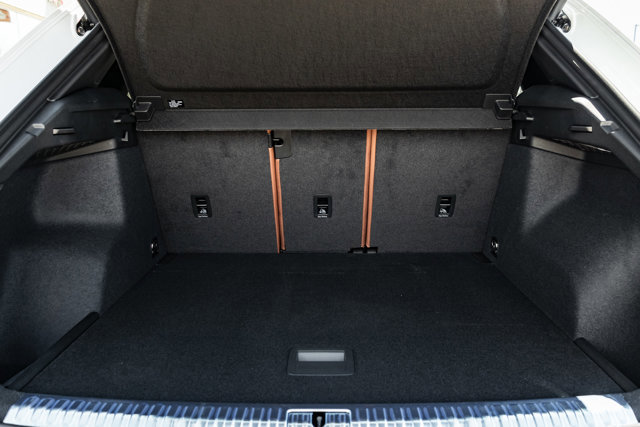 Used 2025 Audi Q3 2.0T Premium w/ Convenience Package image 21