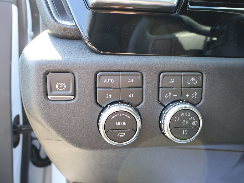 New 2026 GMC Sierra 3500 SLT w/ SLT Convenience Package AWD/4WD image 13