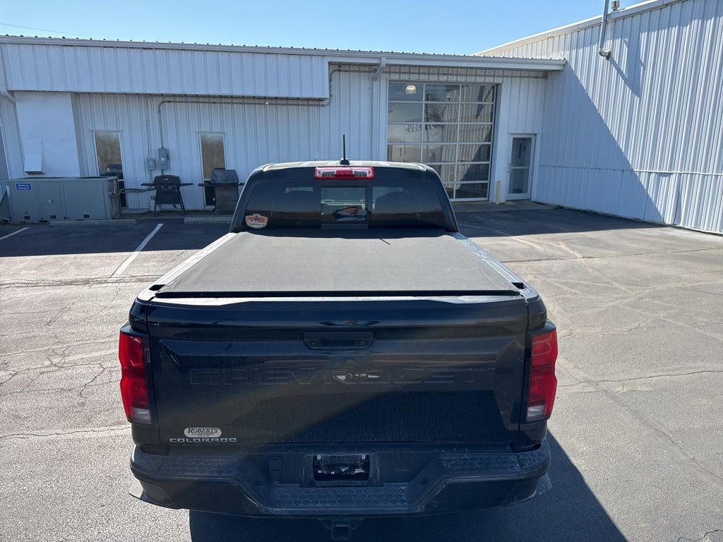 Used 2025 Chevrolet Colorado LT w/ LT Convenience Package image 10