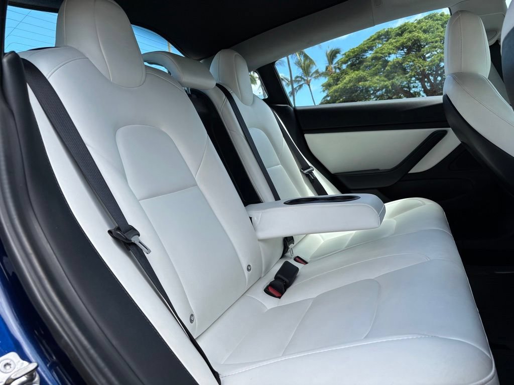Used 2018 Tesla Model 3 Mid Range RWD image 11