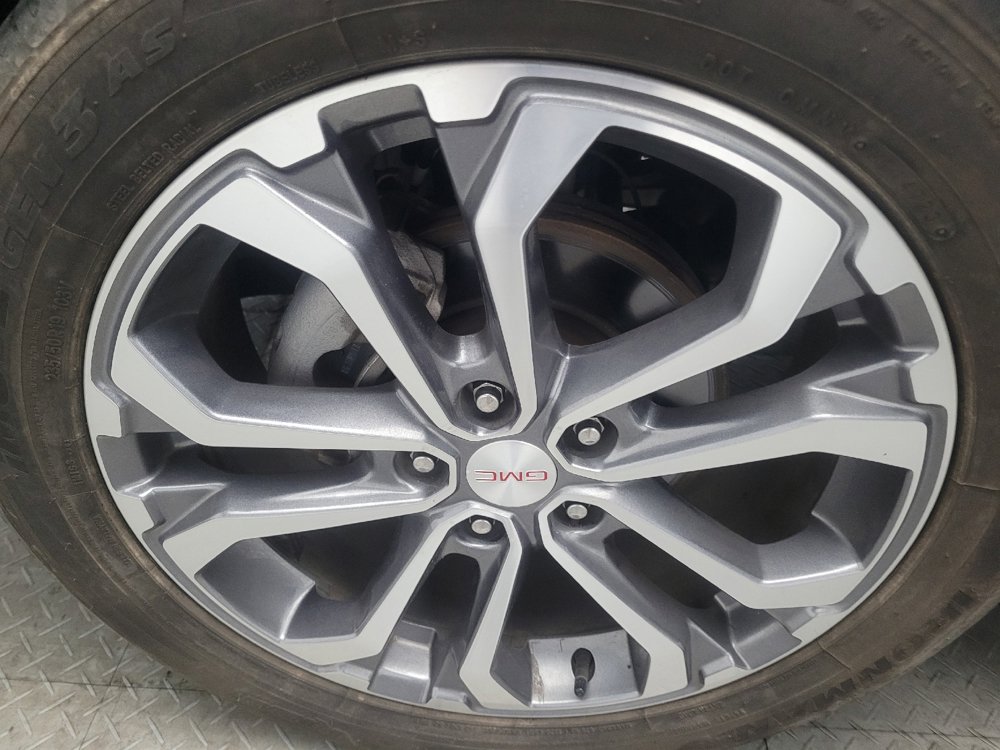 Used 2021 GMC Terrain SLT image 31